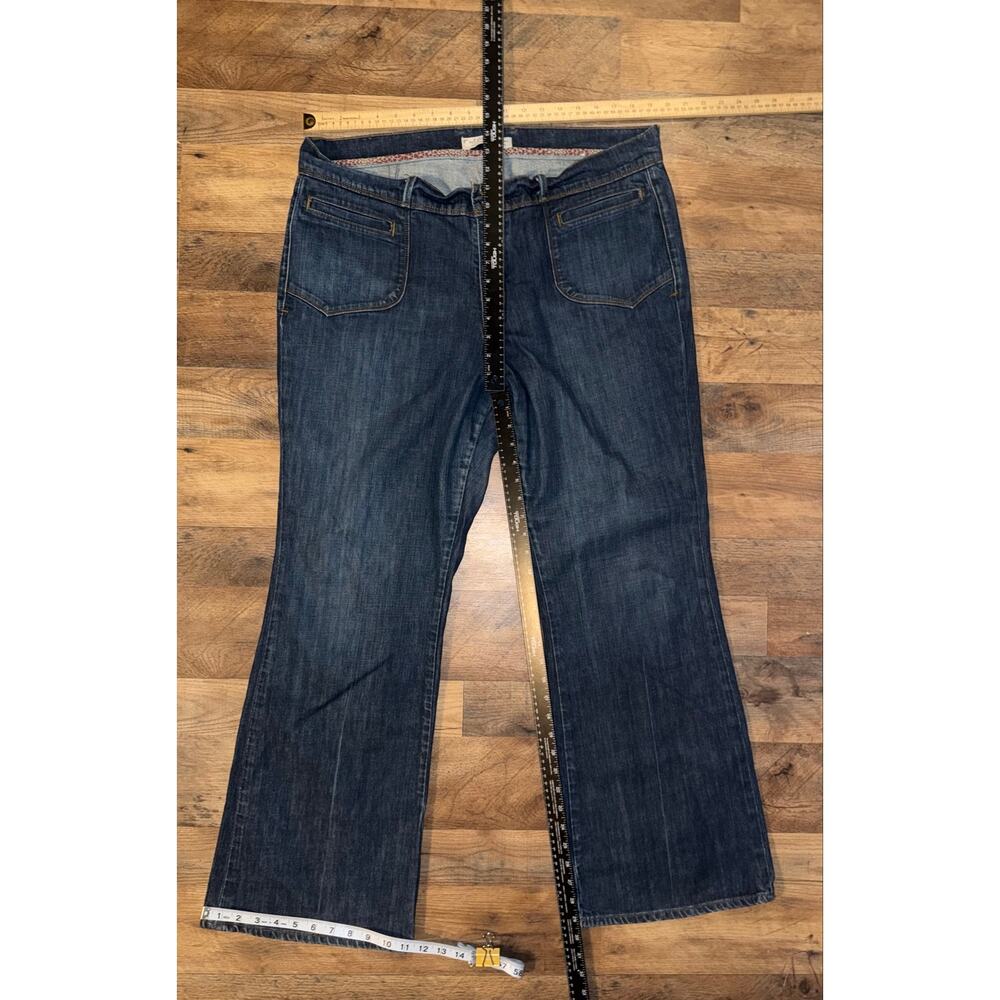 Old Navy women’s classic rise bootcut blue jeans - Picture 5 of 16